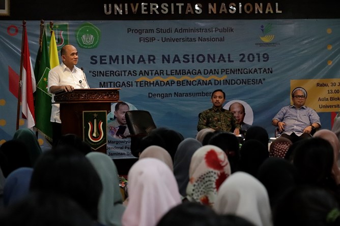 Seminar Administrasi Publik : Perlu Sinergi Antar Lembaga Dan Kesadaran ...